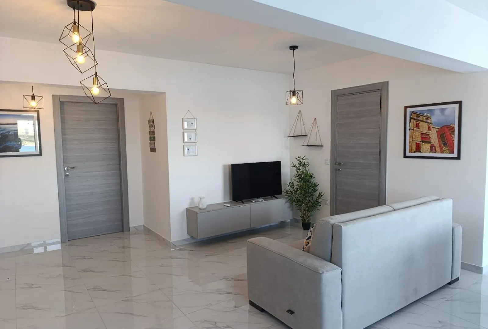Birzebbuga Seafront Apartment
