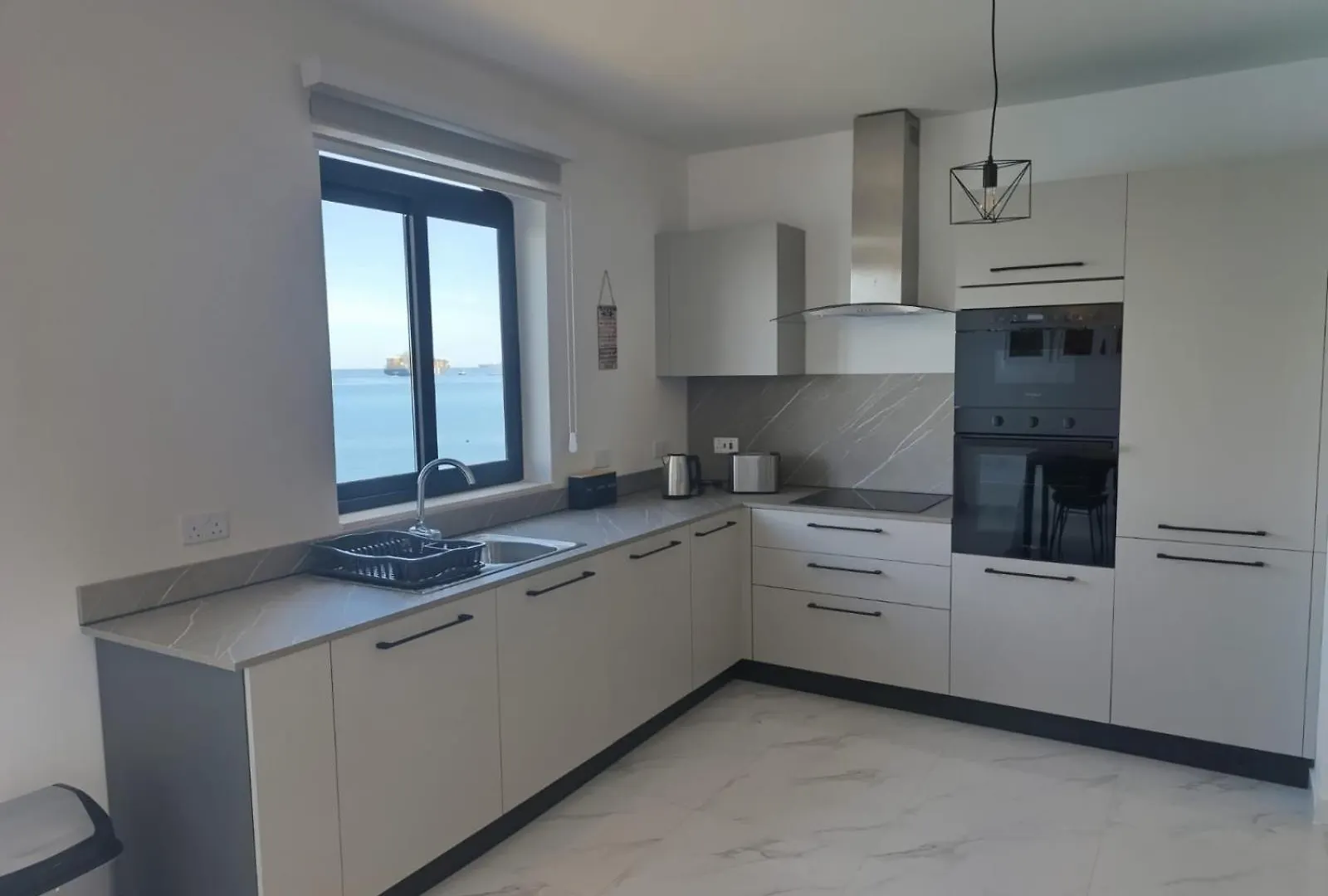 Birzebbuga Seafront Apartment Malta