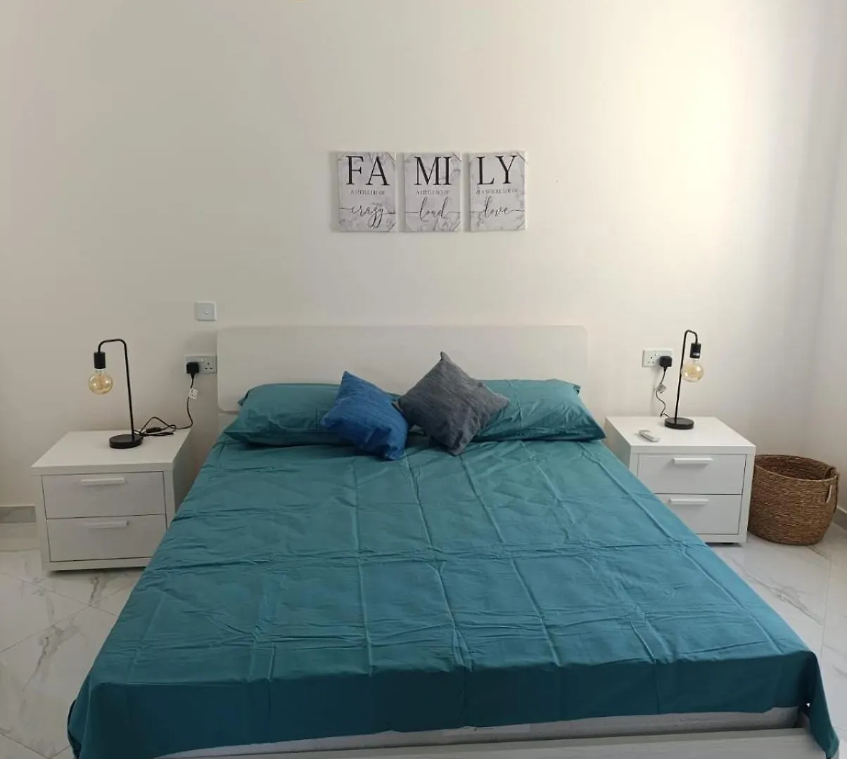 Birzebbuga Seafront Apartment Malta